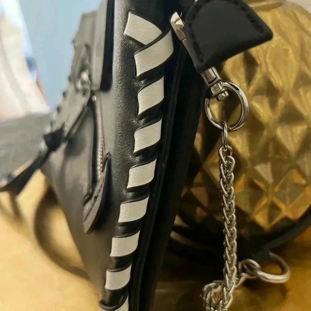 BCBG AUBRY CROSSBODY BAG NWT - Picture 3 of 16